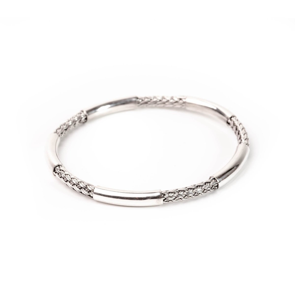 Labuan Wire 02 - Love Anchor Bali