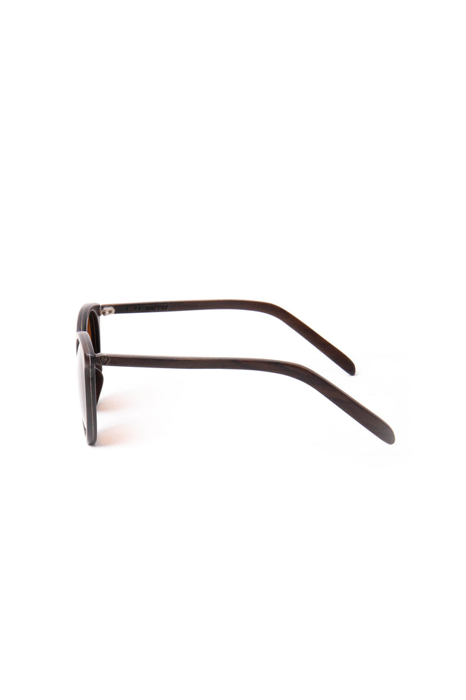 
                  
                    Sunglasses Queen Rosewood
                  
                