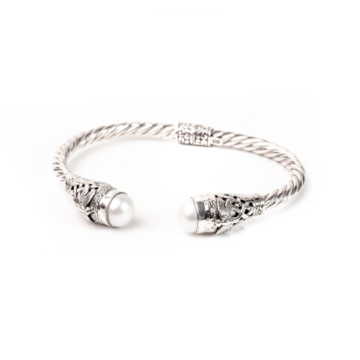 Bajo Ocean Pearl Carving - Love Anchor Bali