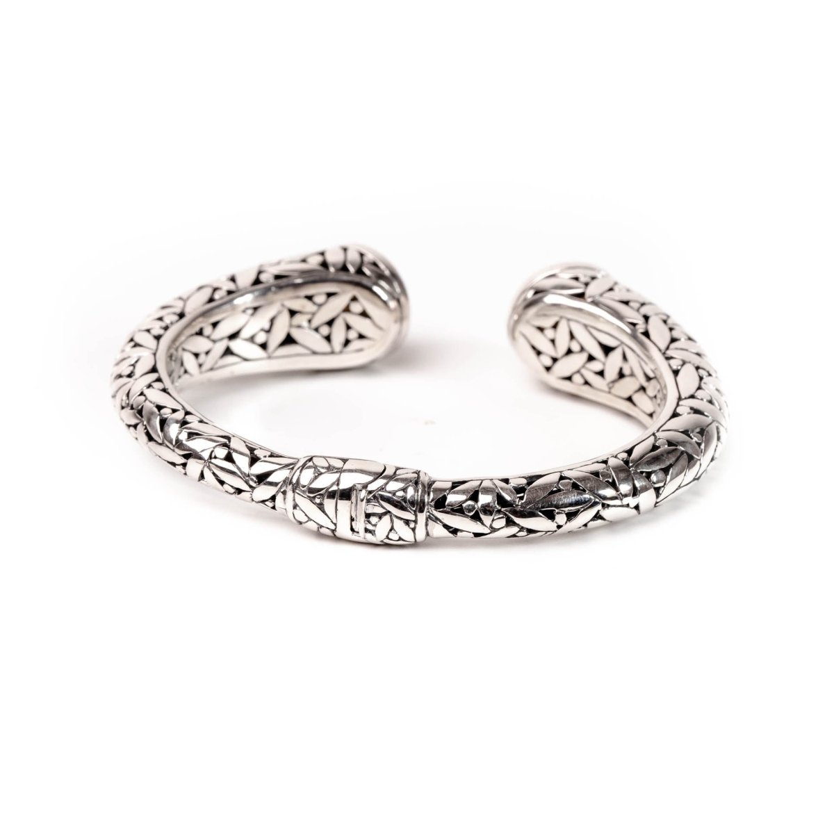 Bracelet White Mabe Two Tone - Love Anchor Bali