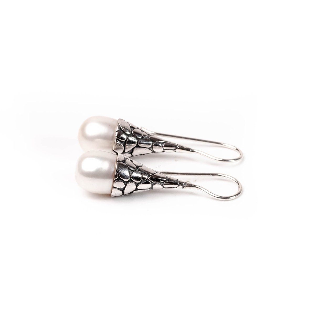 Pearl Earring - Love Anchor Bali