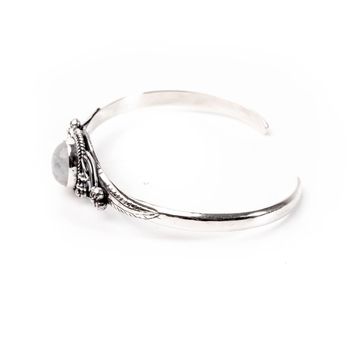 Tegalalang White Gemstone - Love Anchor Bali